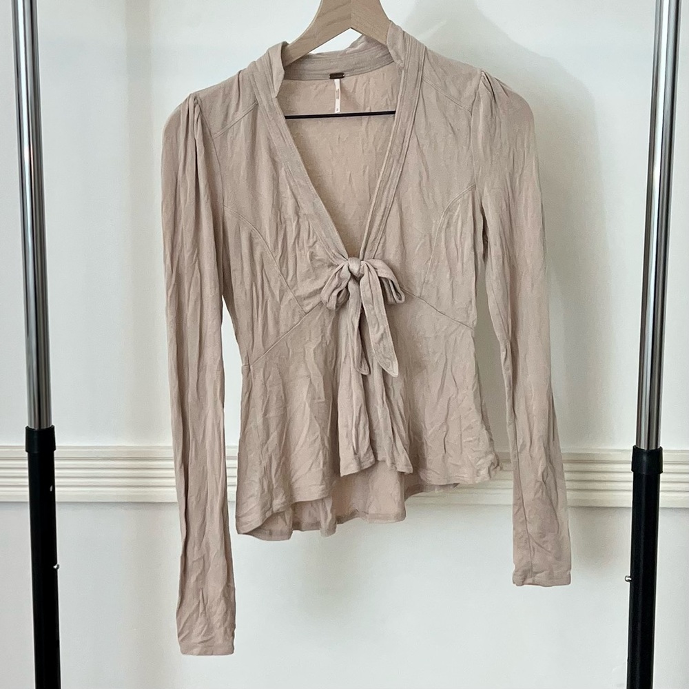 ✨Free People Tie Front Top Size S